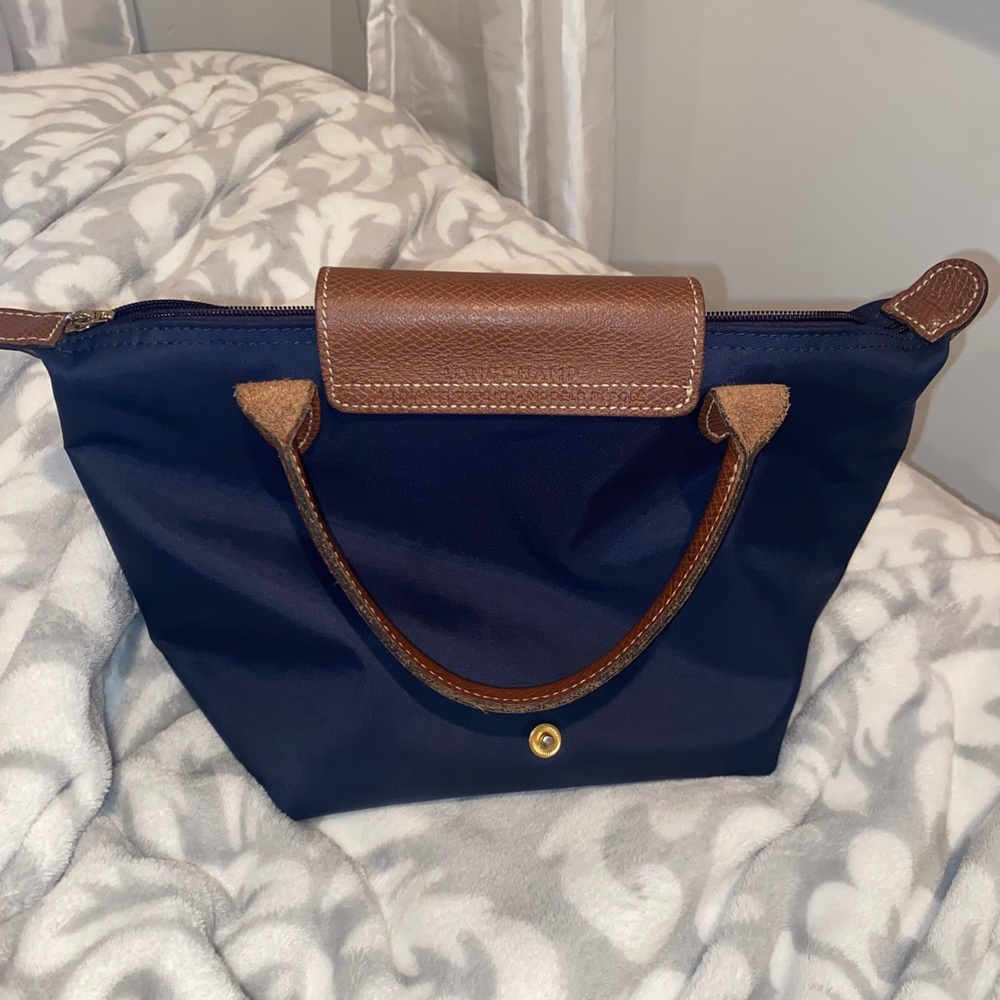 Navy small longchamp bag